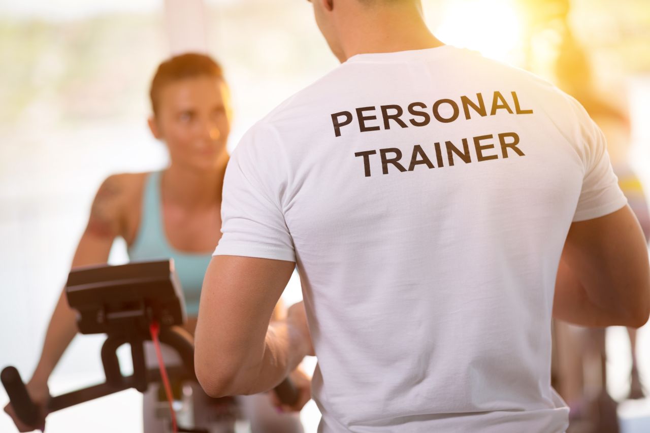 Trening – samodzielnie czy z trenerem?